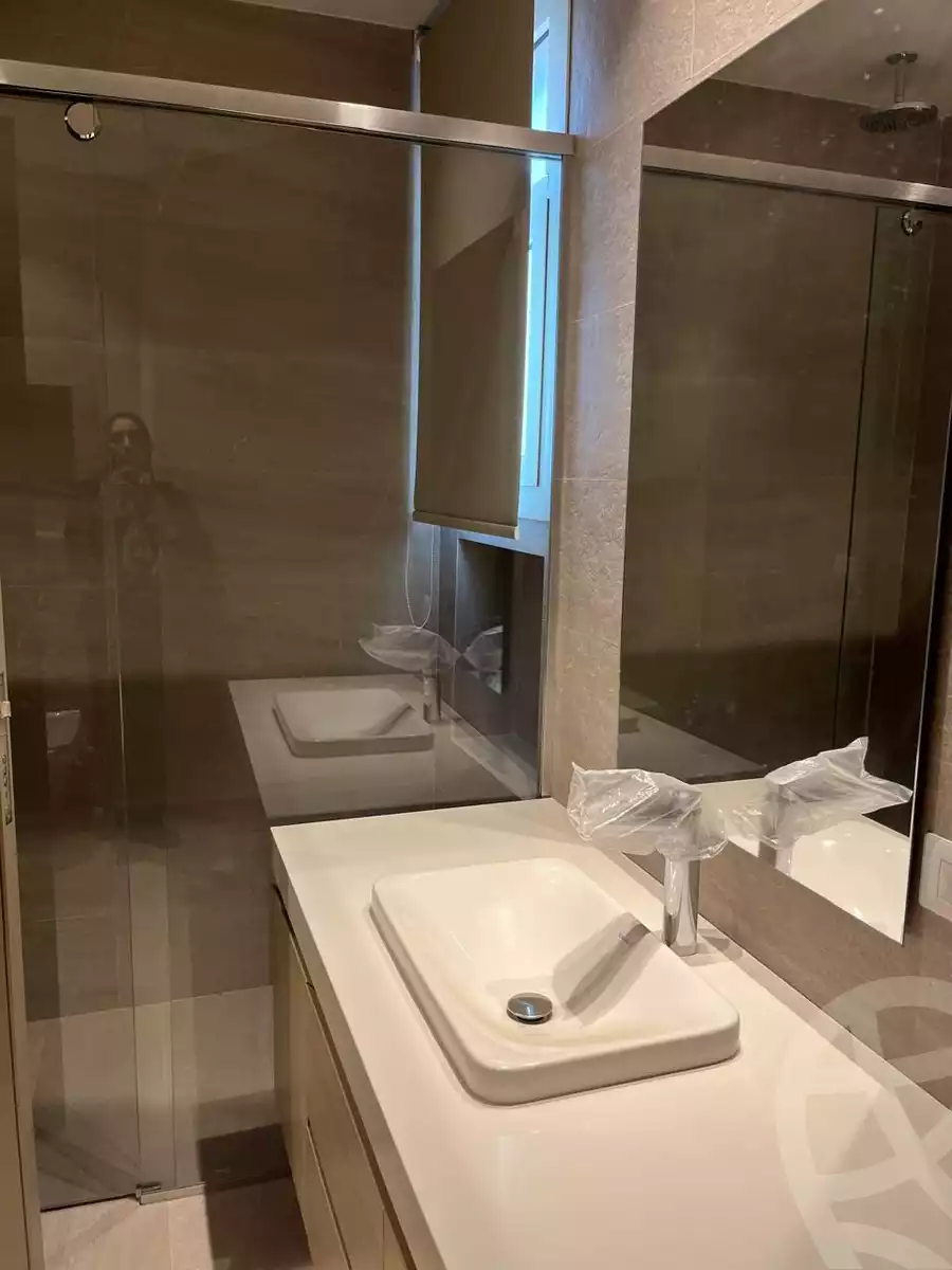 https://aqarmap.com.eg/en/listing/6394683-for-sale-cairo-el-sheikh-zayed-city-compounds-jewar