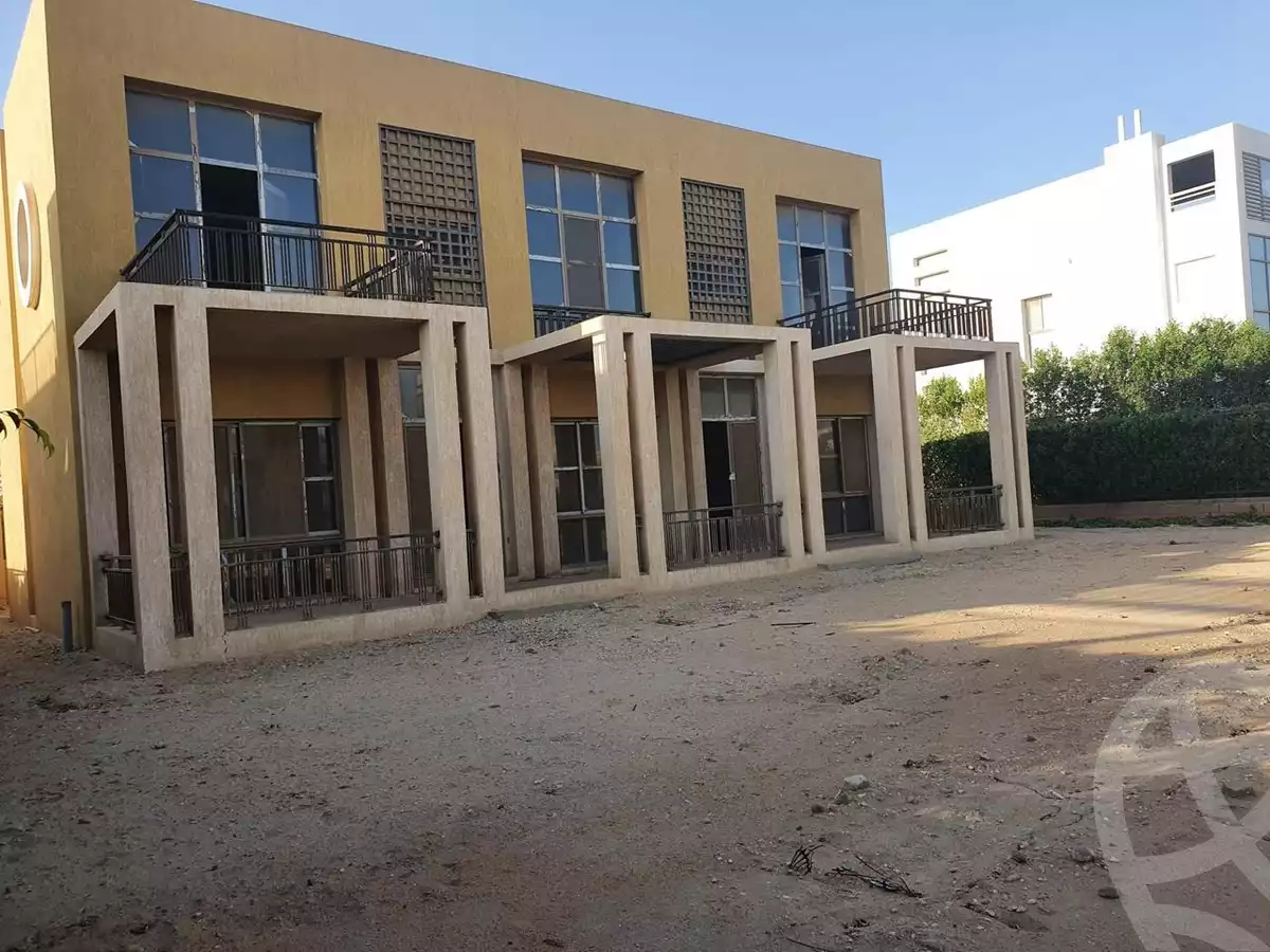 https://aqarmap.com.eg/ar/listing/6394906-for-sale-cairo-el-sheikh-zayed-city-compounds-kmbwnd-ljry-swdyk