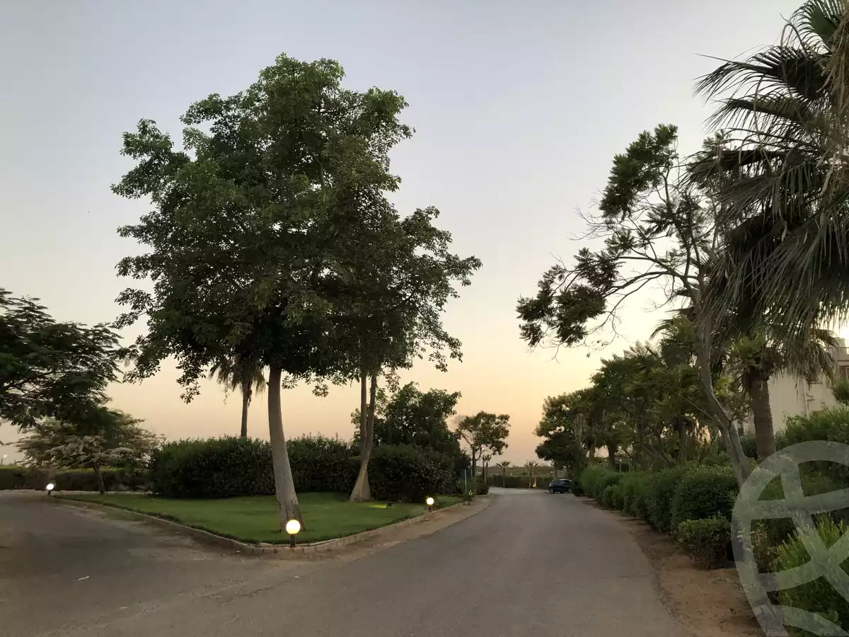 https://aqarmap.com.eg/ar/listing/6395936-for-sale-cairo-el-sheikh-zayed-city-compounds-ofok-1