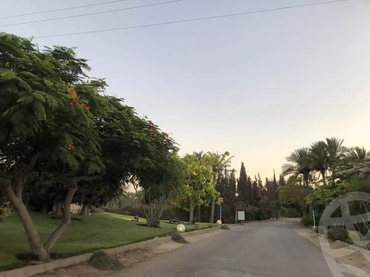 https://aqarmap.com.eg/ar/listing/6395936-for-sale-cairo-el-sheikh-zayed-city-compounds-ofok-1
