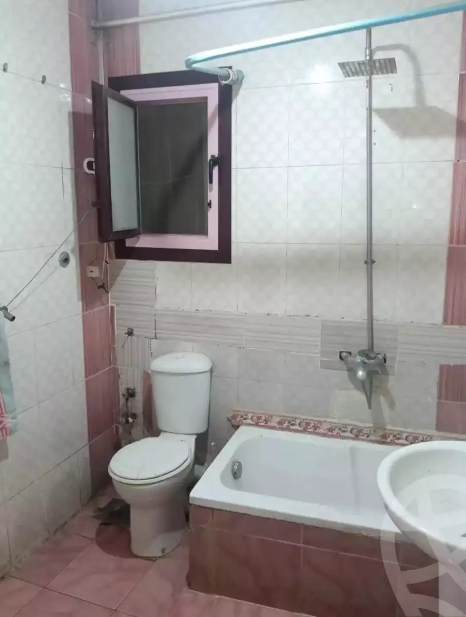 https://aqarmap.com.eg/en/listing/6396397-for-sale-alexandria-bahray-el-anfoshy-al-gomrok-al-kadem-st