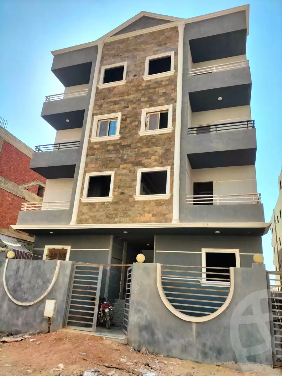 https://aqarmap.com.eg/en/listing/6397323-for-sale-cairo-badr-city-hai-el-ashgar-featured-neighborhood-bait-el-watan