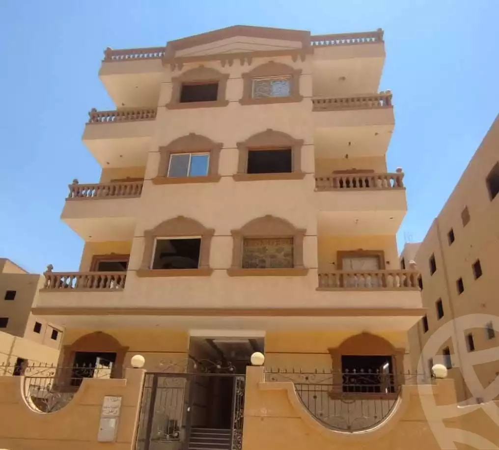 https://aqarmap.com.eg/en/listing/6397347-for-sale-cairo-badr-city-hai-el-ashgar-featured-neighborhood-bait-el-watan