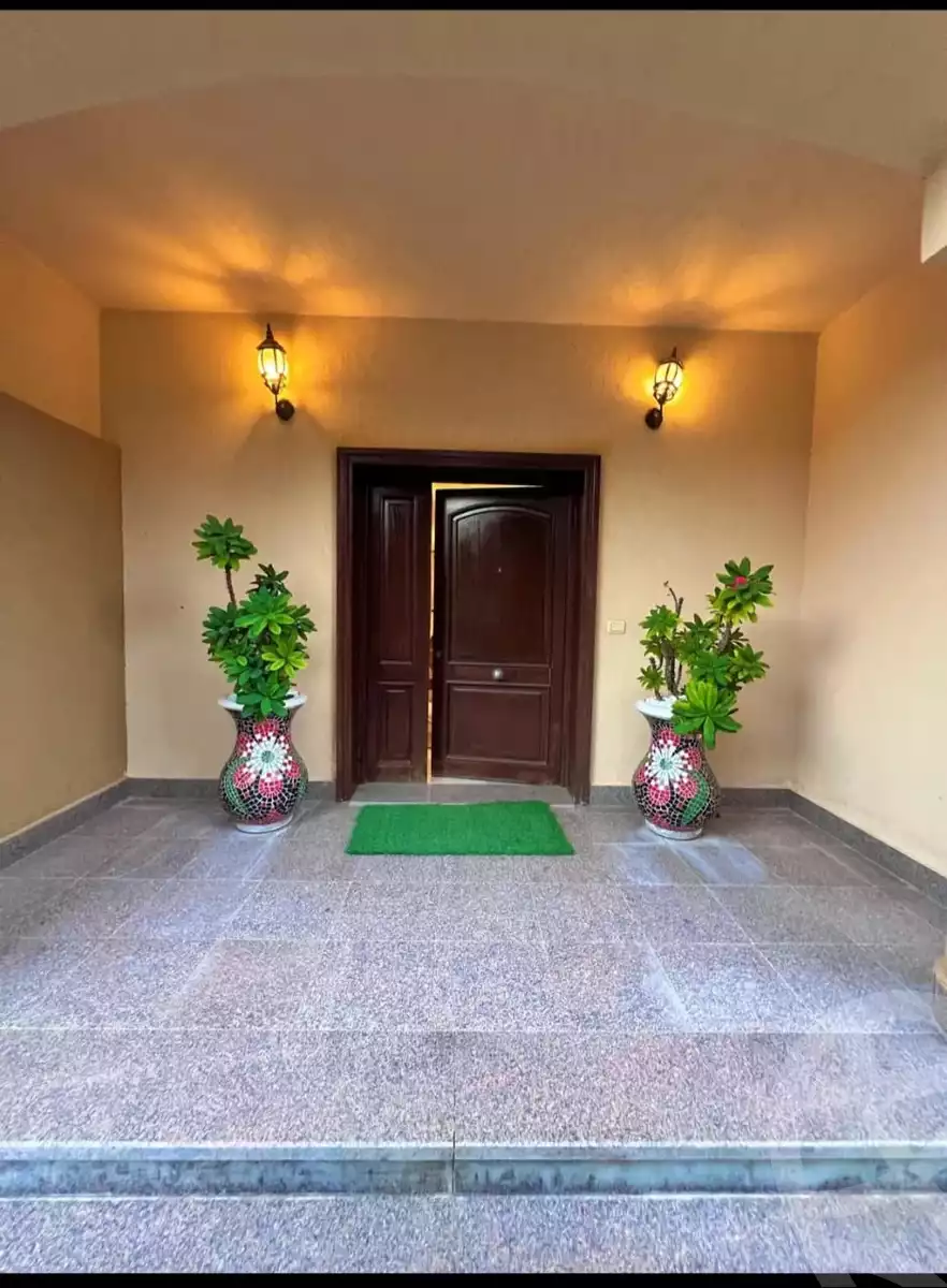 https://aqarmap.com.eg/ar/listing/6399630-for-sale-cairo-new-cairo-madinaty-lmntq-lwl-fylt-group-6