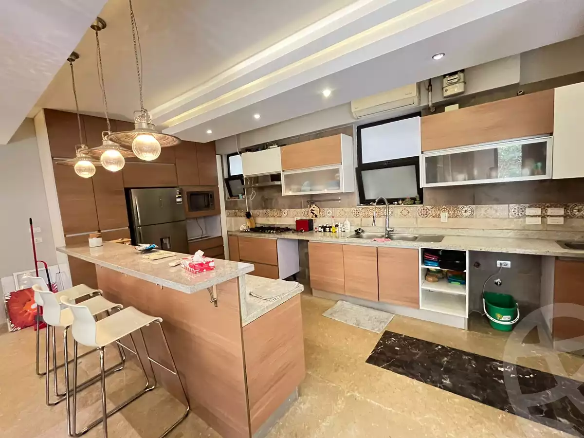 https://aqarmap.com.eg/en/listing/6399817-for-sale-cairo-el-sheikh-zayed-city-compounds-beverly-hills
