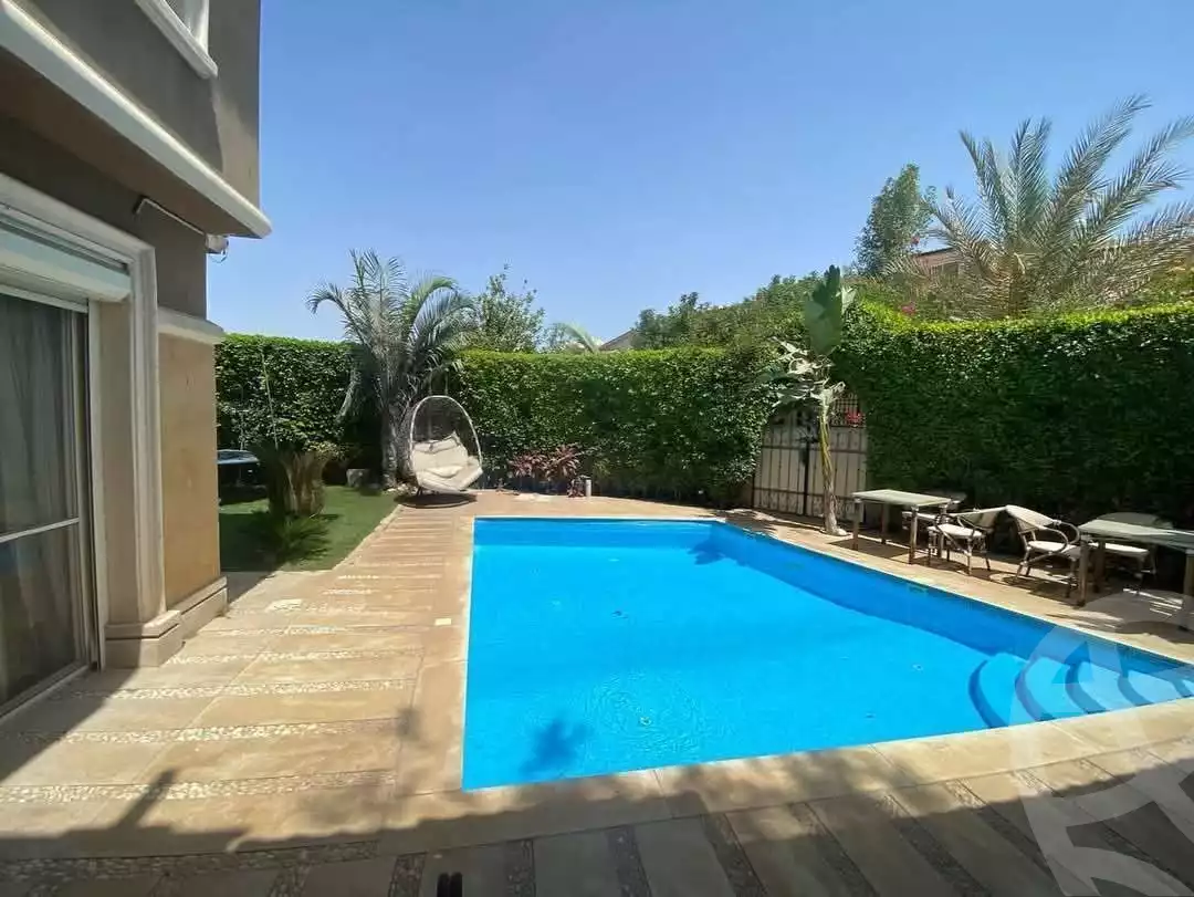 https://aqarmap.com.eg/en/listing/6400058-for-sale-cairo-el-sheikh-zayed-city-compounds-meadows-park