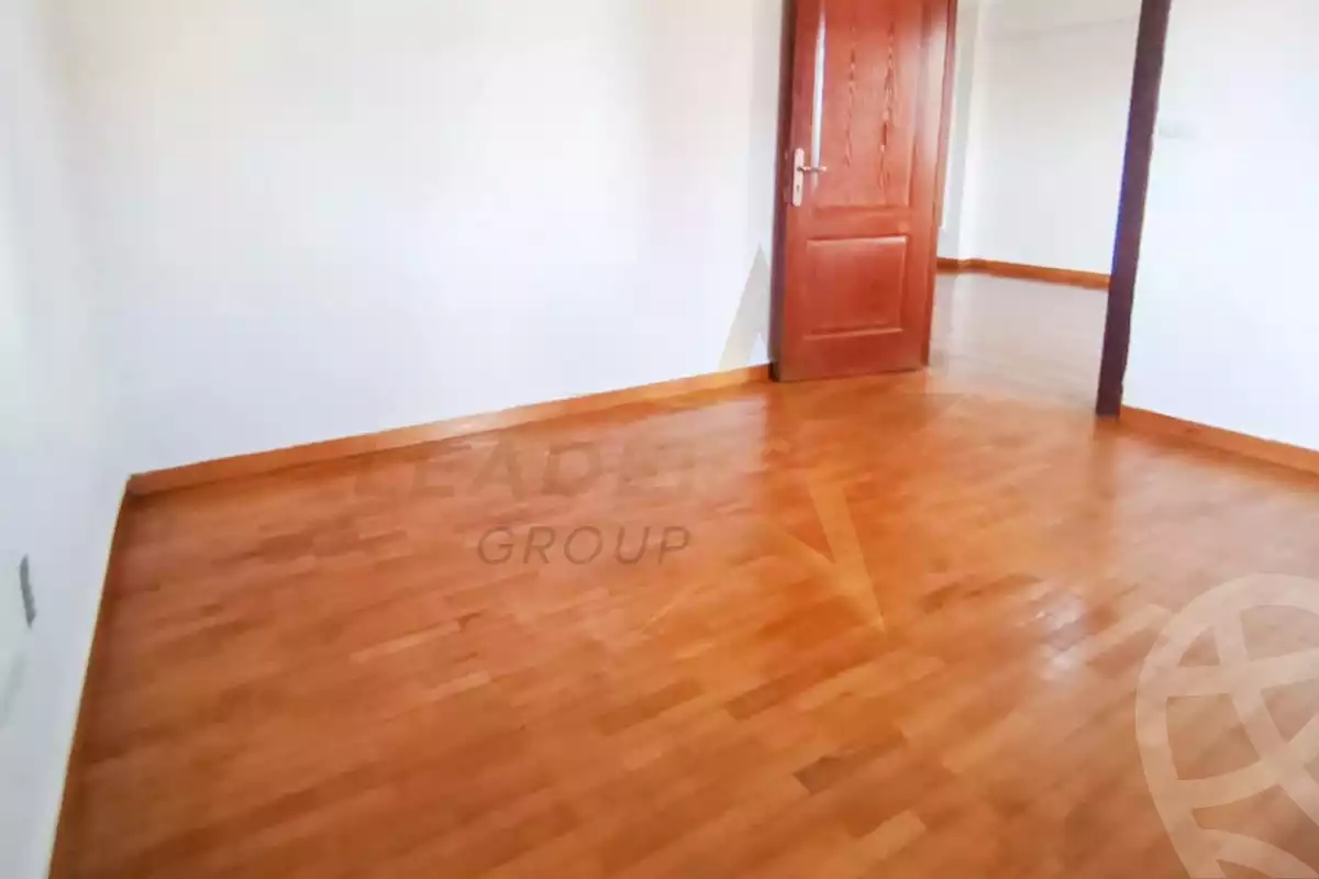 https://aqarmap.com.eg/ar/listing/6401104-for-sale-alexandria-ganaklis