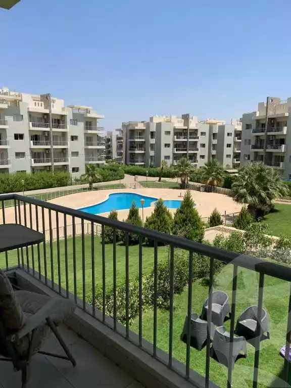 https://aqarmap.com.eg/en/listing/6401366-for-sale-cairo-el-sheikh-zayed-city-compounds-dh-drys