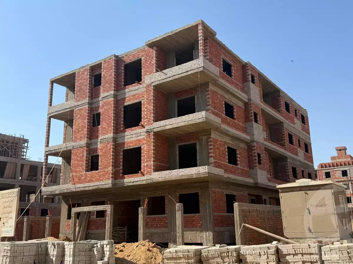 https://aqarmap.com.eg/en/listing/6402445-for-sale-cairo-new-cairo-bait-el-watan-sixth-neighborhood