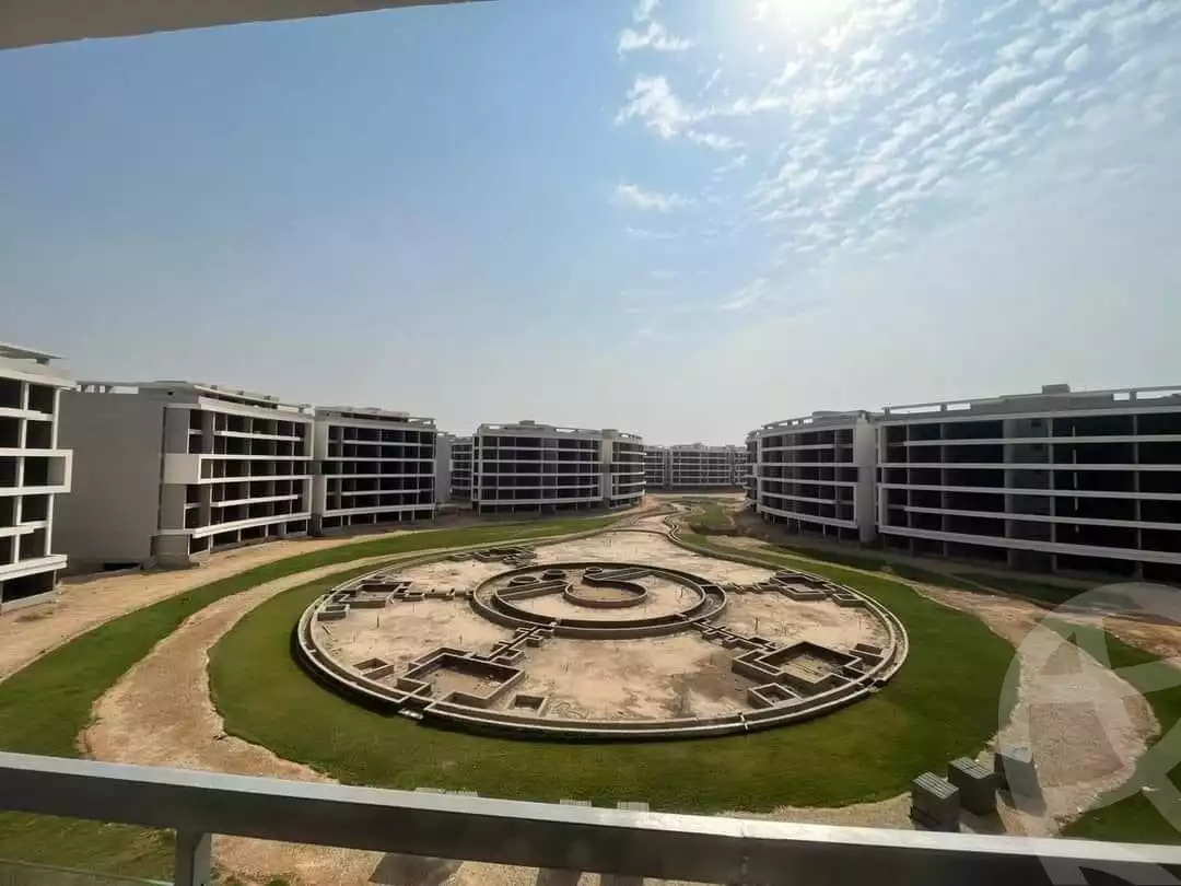 https://aqarmap.com.eg/en/listing/6402633-for-sale-cairo-6th-of-october-hadaeq-october-kmbwnd-fy-hdyq-ktwbr-lake-front
