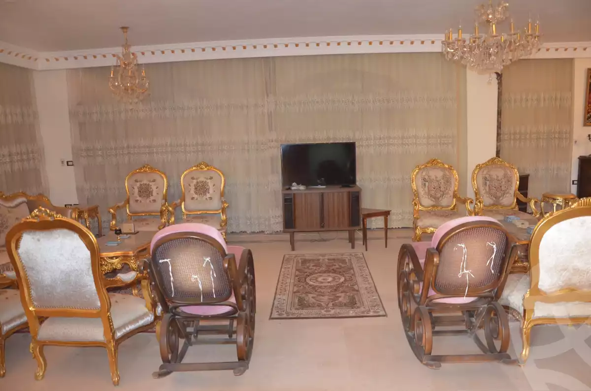 https://aqarmap.com.eg/en/listing/6402978-for-sale-cairo-el-sheikh-zayed-city-el-hay-el-thaleth-ashaer