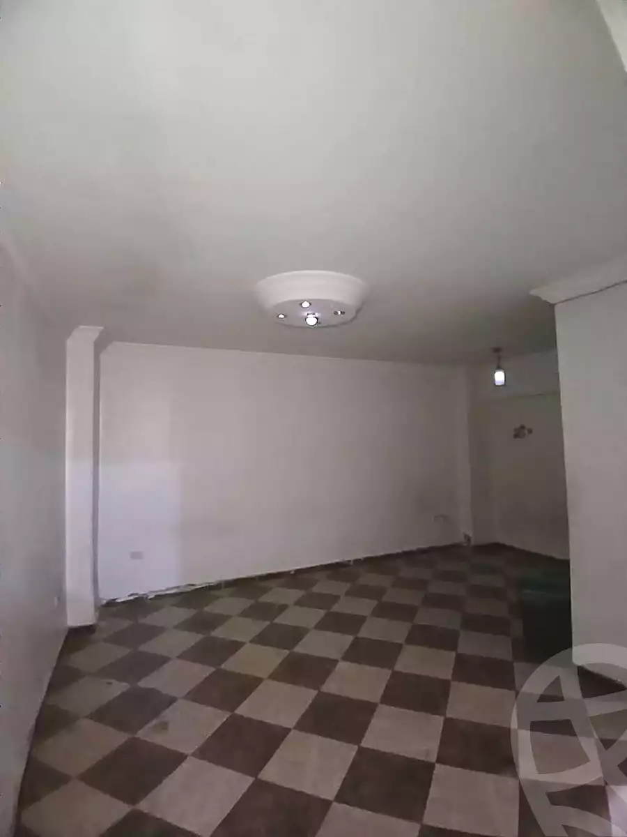 https://aqarmap.com.eg/ar/listing/6415142-for-sale-cairo-helwan-el-ezba-el-qebliah-ragheb-st