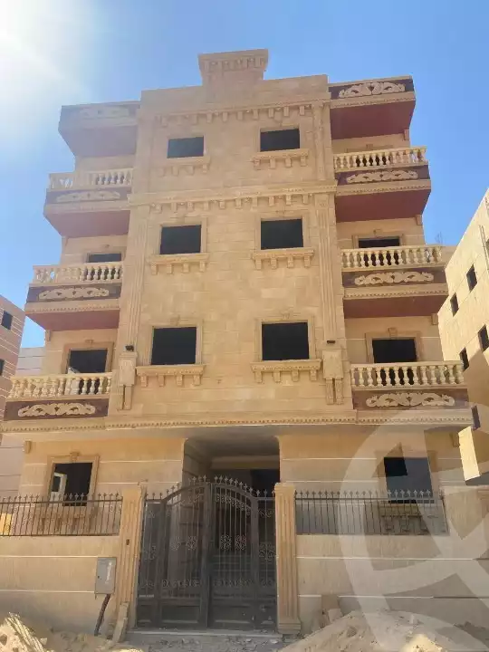 https://aqarmap.com.eg/en/listing/6418374-for-sale-cairo-badr-city-hai-el-ashgar-featured-neighborhood-el-imam-el-bokhary-st