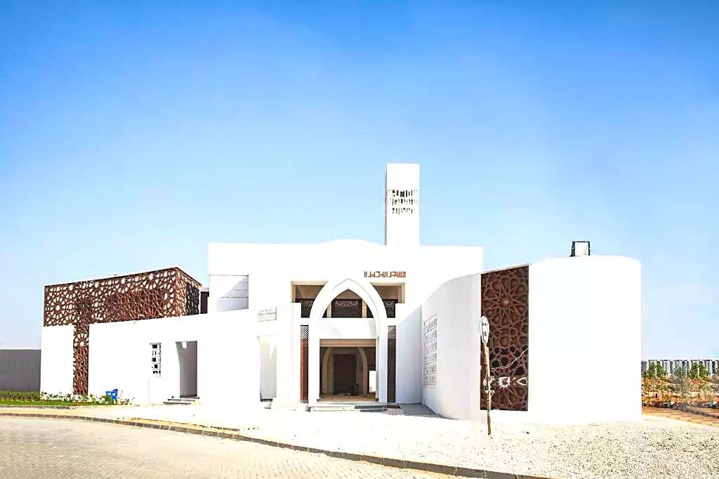https://aqarmap.com.eg/ar/listing/6040958-for-sale-cairo-6th-of-october-hadaeq-october-kmbwnd-fy-hdyq-ktwbr-lake-front