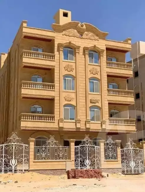 https://aqarmap.com.eg/en/listing/6420660-for-sale-cairo-al-oubour-l-bwr-ljdyd