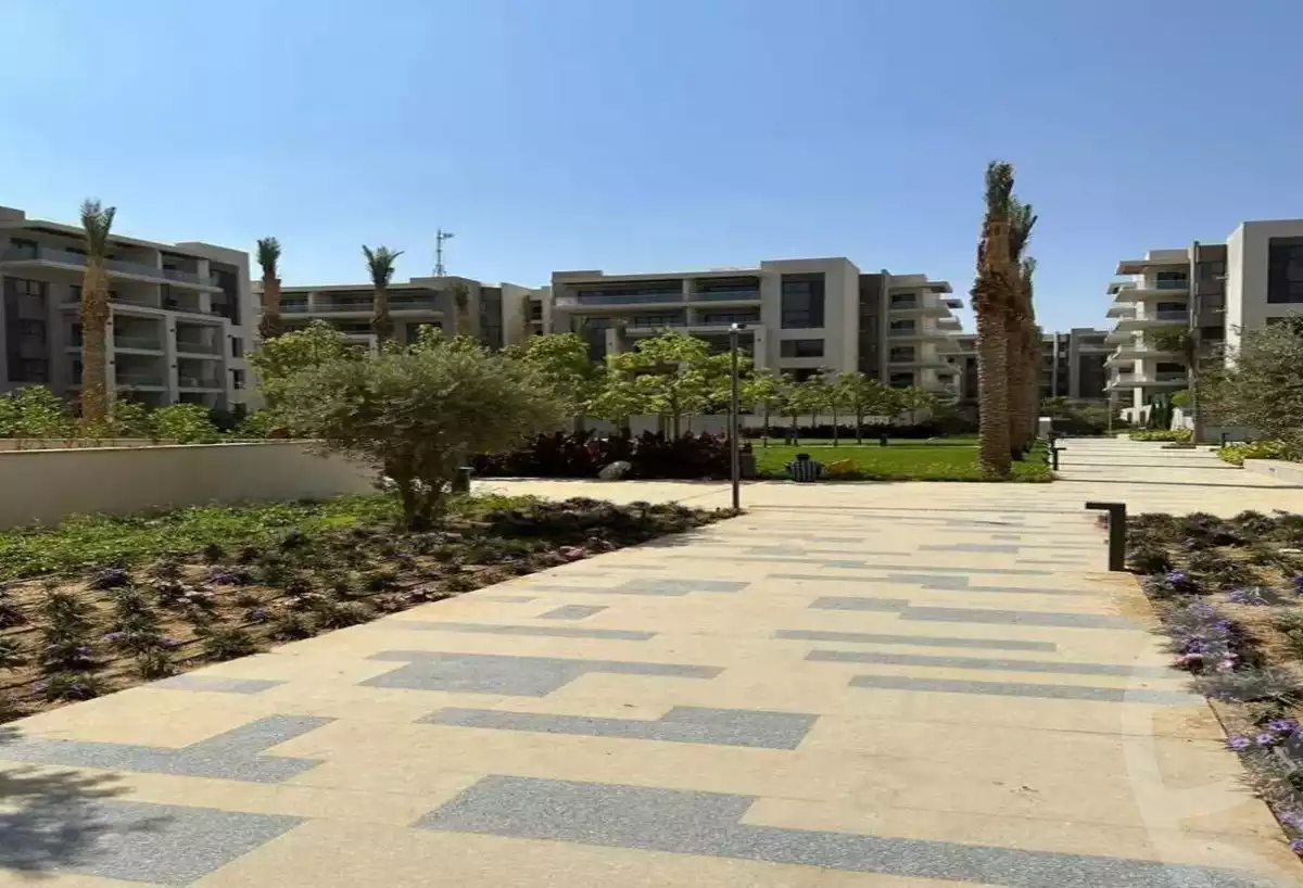 https://aqarmap.com.eg/en/listing/6420767-for-sale-cairo-new-cairo-compounds-the-address-east