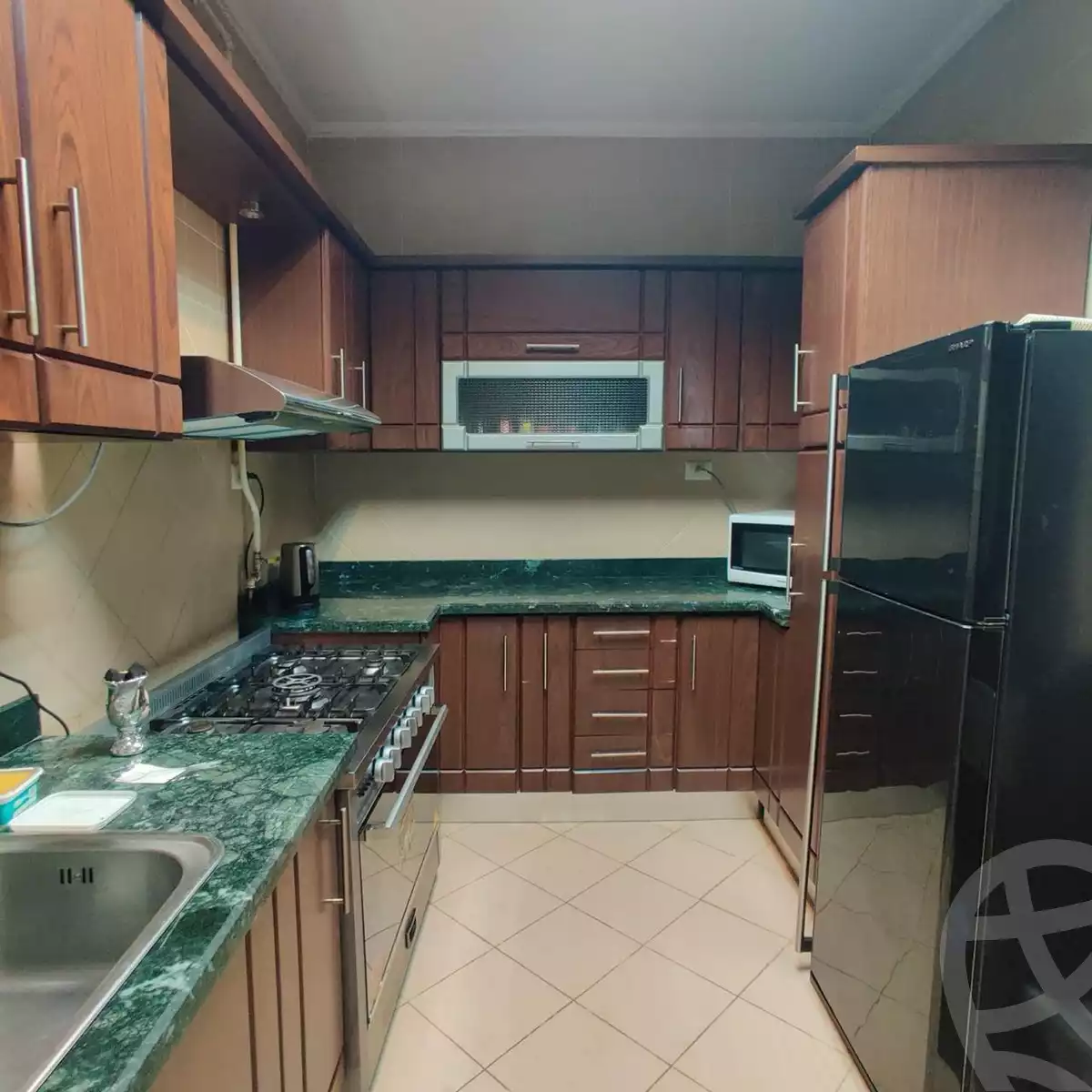 https://aqarmap.com.eg/en/listing/6421791-for-rent-cairo-el-sheikh-zayed-city-compounds-dh-drys