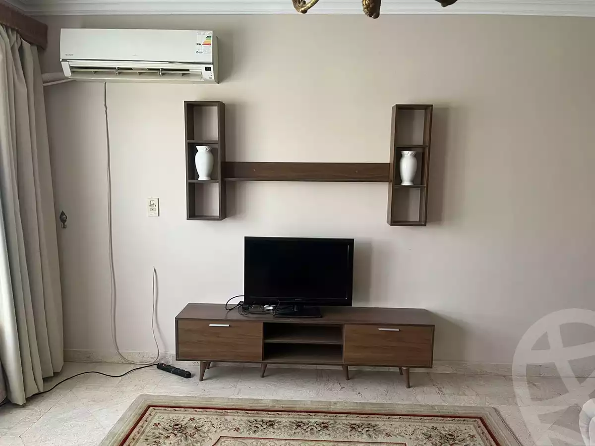 https://aqarmap.com.eg/ar/listing/6422389-for-rent-cairo-el-sheikh-zayed-city-compounds-beverly-hills