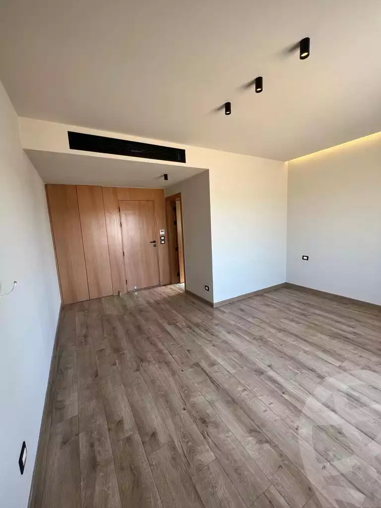 https://aqarmap.com.eg/ar/listing/6422338-for-rent-cairo-6th-of-october-compounds-mountain-view-chillout-park-mountain-view-lakeside
