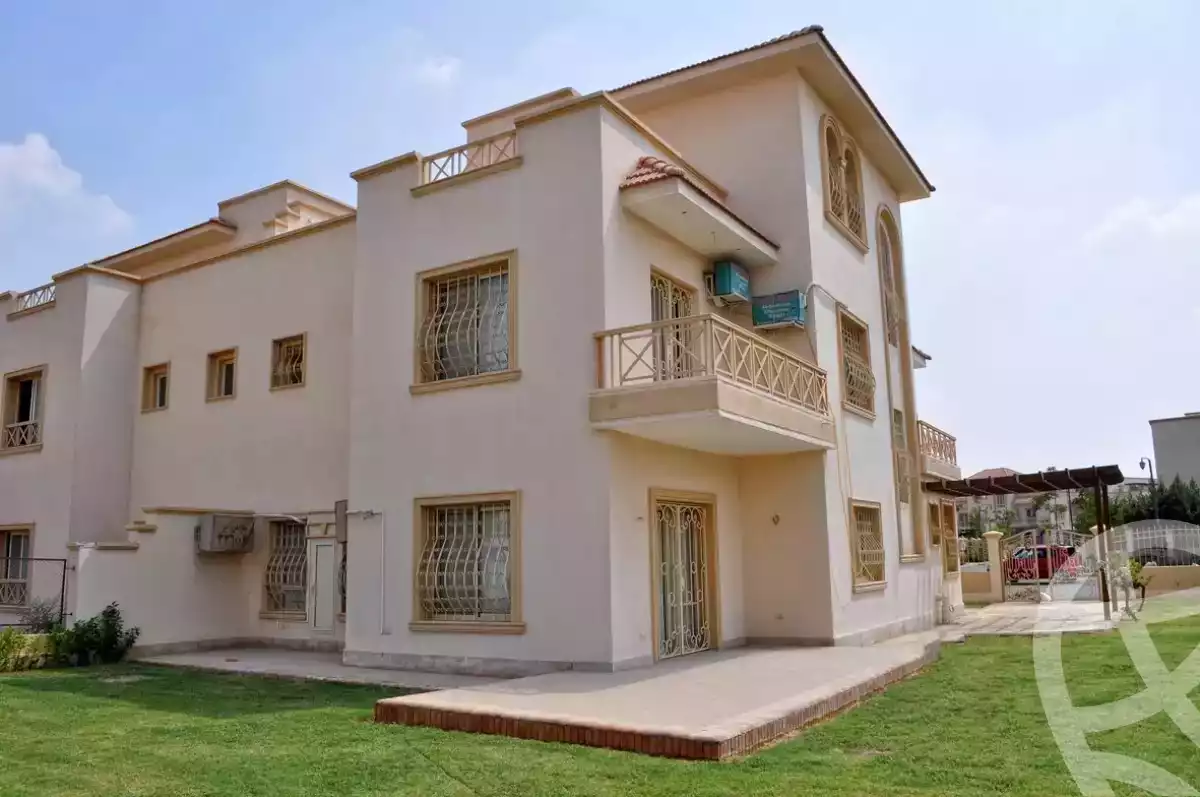 https://aqarmap.com.eg/ar/listing/6424941-for-sale-cairo-el-sheikh-zayed-city-compounds-greens