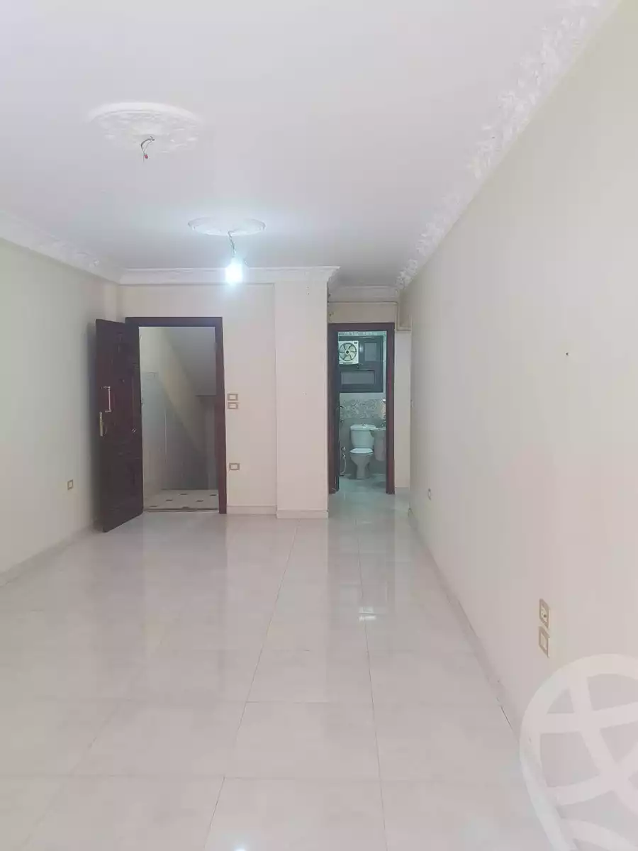 https://aqarmap.com.eg/en/listing/6425341-for-sale-gharbia-tanta-tanta-city-el-ashraf-st