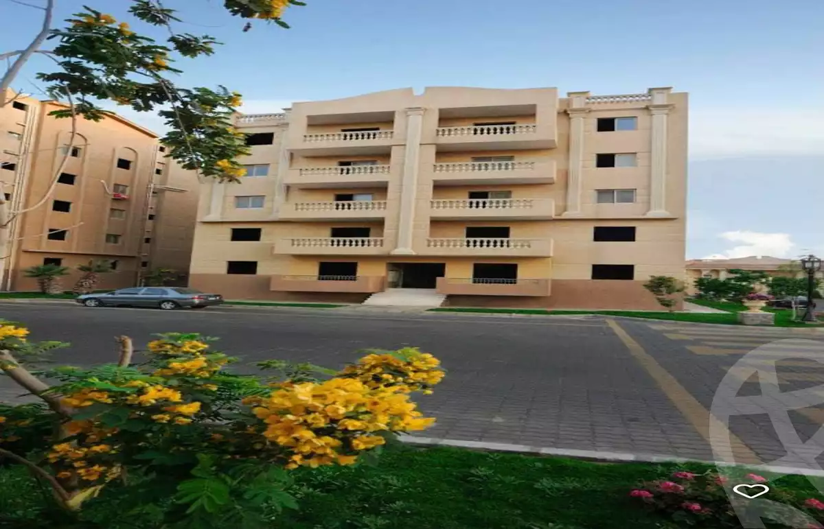https://aqarmap.com.eg/en/listing/6426092-for-sale-cairo-new-cairo-compounds-el-ashrafia