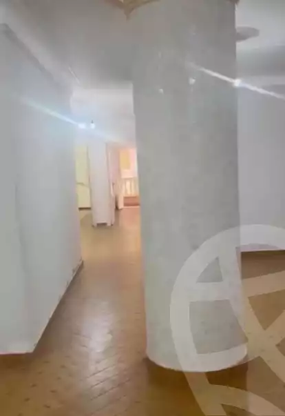 https://aqarmap.com.eg/ar/listing/6427900-for-rent-alexandria-ganaklis-shr-mrtdy-bsh