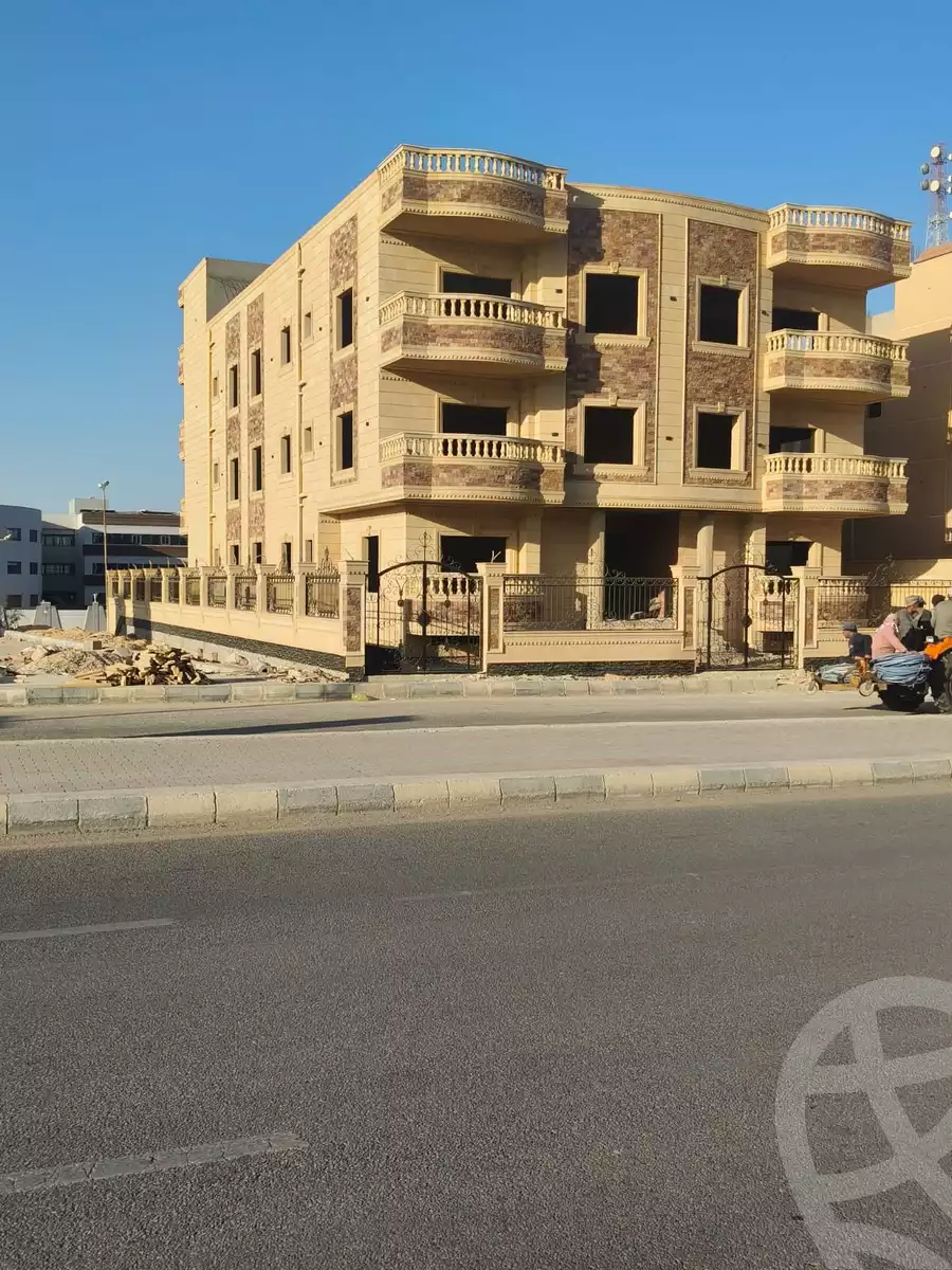 https://aqarmap.com.eg/en/listing/6428238-for-sale-cairo-el-shorouk-lhy-lthny-grb-shr-bd-lqdr-hlmy