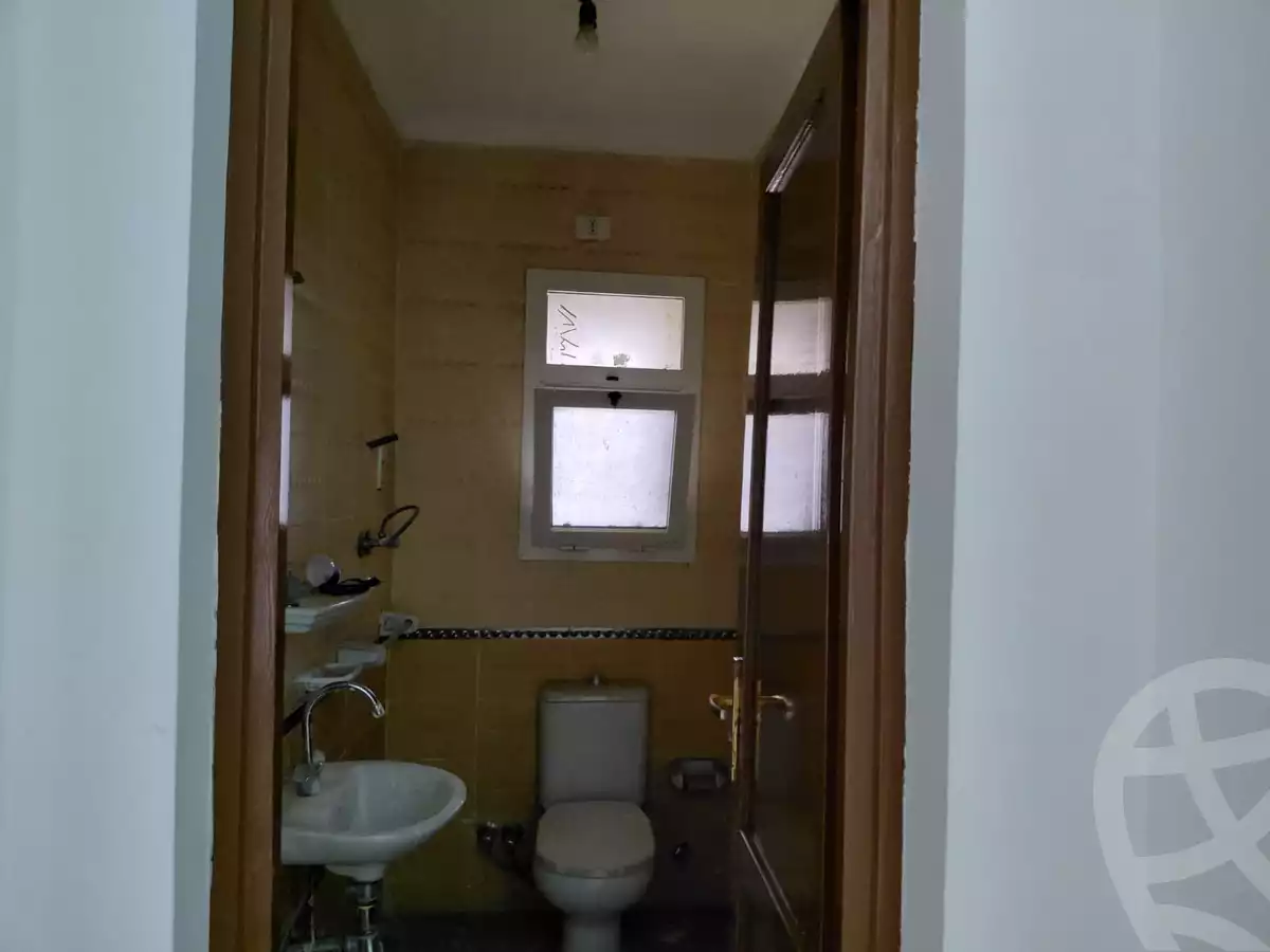 https://aqarmap.com.eg/ar/listing/6428280-for-rent-cairo-new-cairo-madinaty-first-zone-buildings-17th-st.