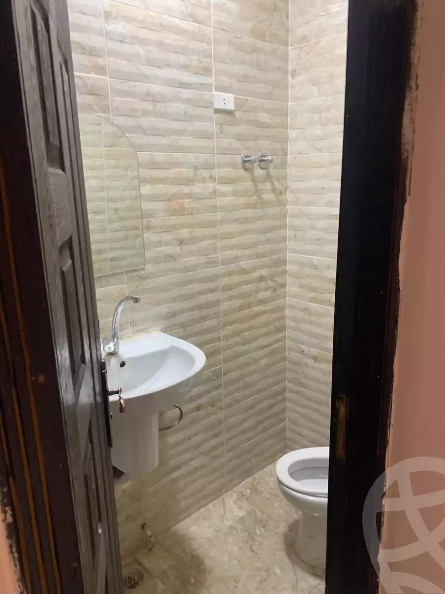 https://aqarmap.com.eg/ar/listing/6428414-for-rent-cairo-new-cairo-el-ahyaa-fifth-neighborhood-street-10