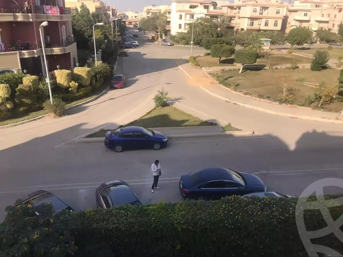 https://aqarmap.com.eg/ar/listing/6428414-for-rent-cairo-new-cairo-el-ahyaa-fifth-neighborhood-street-10