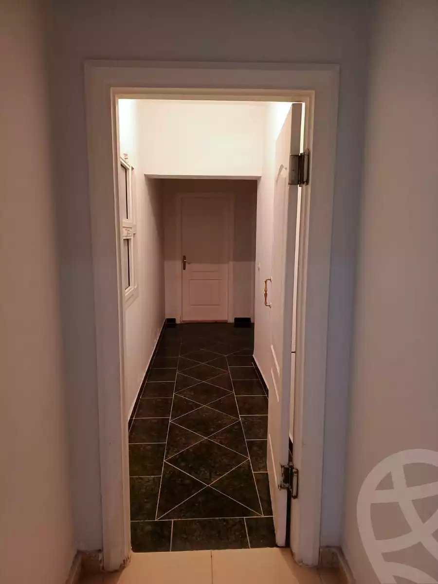 https://aqarmap.com.eg/en/listing/6429720-for-sale-cairo-el-sheikh-zayed-city-compounds-beverly-hills