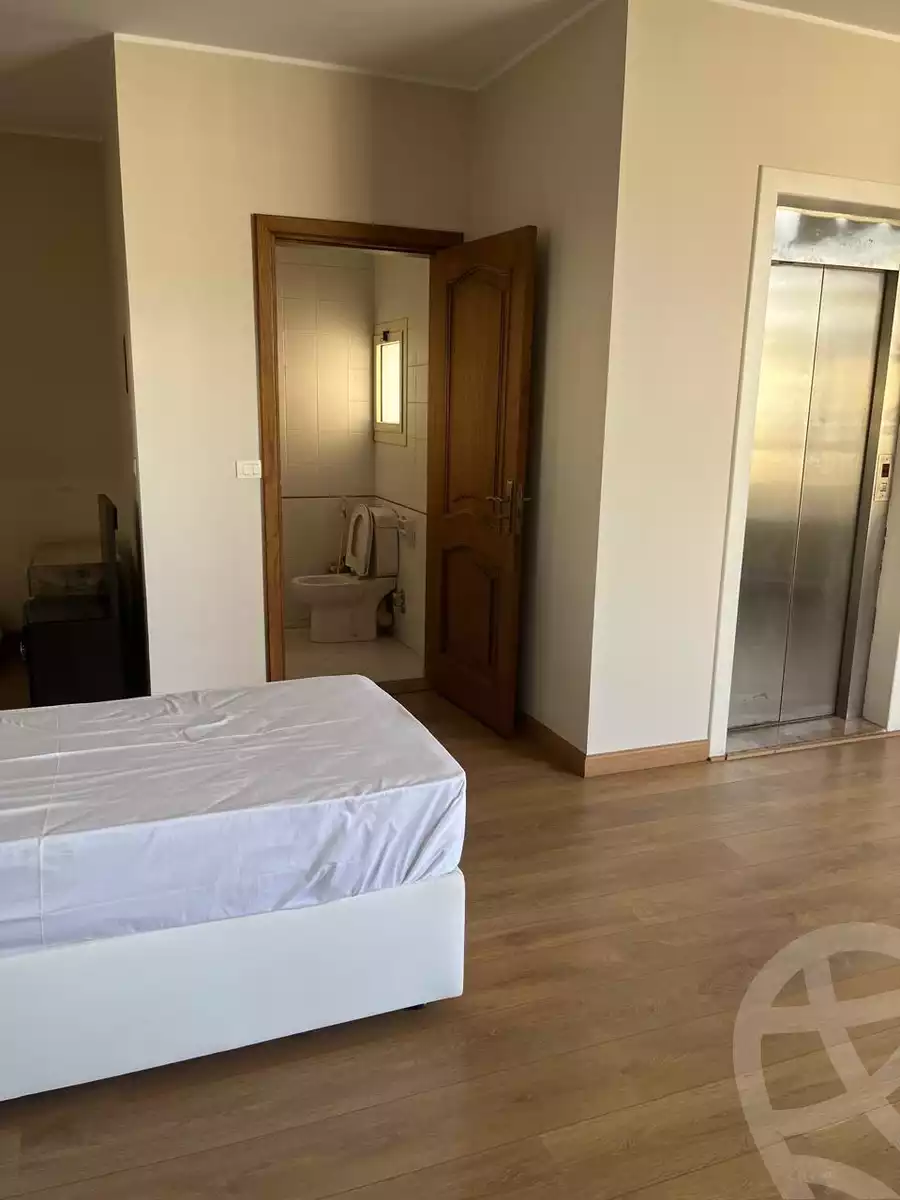 https://aqarmap.com.eg/en/listing/6430560-for-sale-cairo-new-cairo-compounds-lmn-l-m