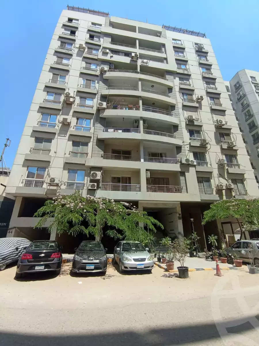 https://aqarmap.com.eg/ar/listing/6400869-for-sale-cairo-el-maadi-compounds-bavaria-town