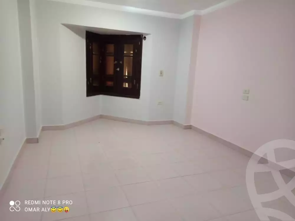 https://aqarmap.com.eg/en/listing/6432163-for-sale-asyut-asyut-city-el-azhar-st