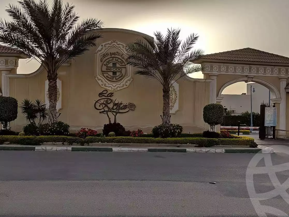 https://aqarmap.com.eg/ar/listing/6433484-for-sale-cairo-new-cairo-north-investors-abdullah-ibn-salamah-st
