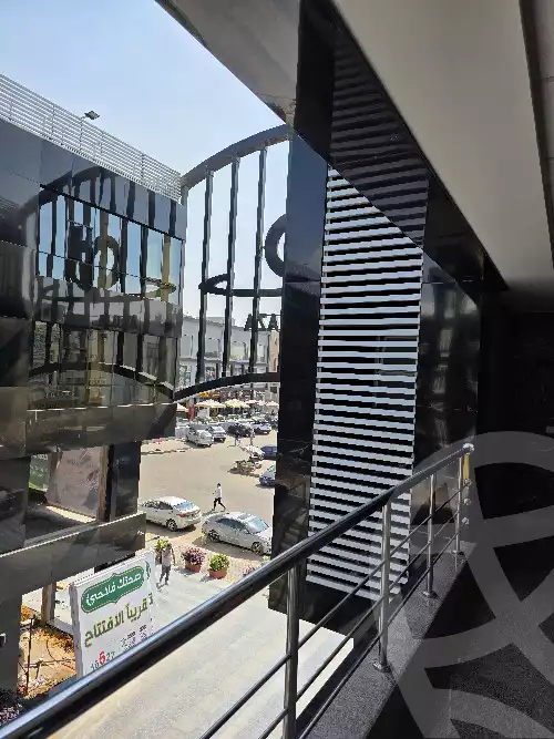 https://aqarmap.com.eg/en/listing/6435299-for-rent-cairo-new-cairo-90th-street-south-teseen-st