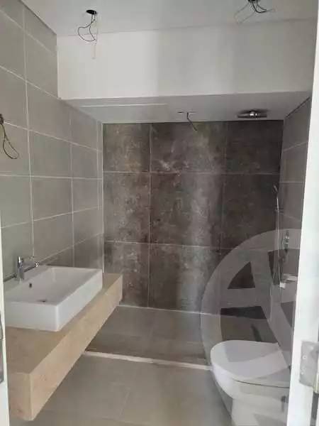 https://aqarmap.com.eg/ar/listing/6437108-for-rent-cairo-el-sheikh-zayed-city-compounds-kmbwnd-fyldj-wyst-dr-llttwyr