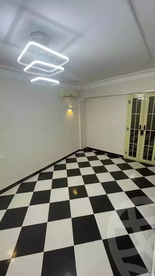 https://aqarmap.com.eg/en/listing/6438174-for-sale-alexandria-krmwz