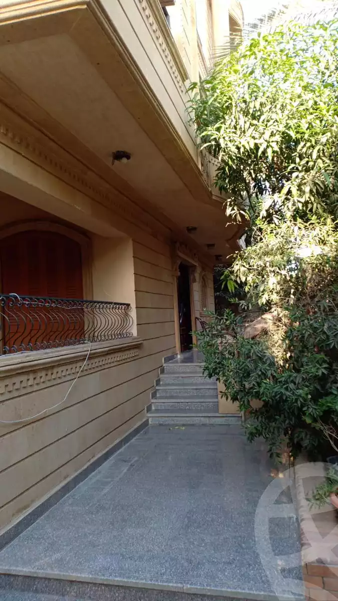 https://aqarmap.com.eg/ar/listing/6438289-for-sale-cairo-new-cairo-compounds-les-rois
