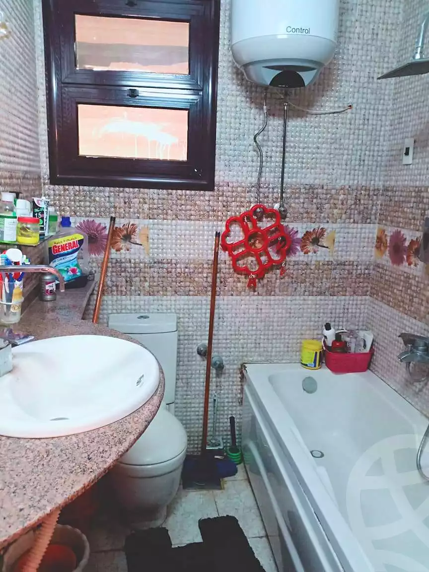 https://aqarmap.com.eg/en/listing/6438552-for-sale-qalyubia-shubra-el-khaima