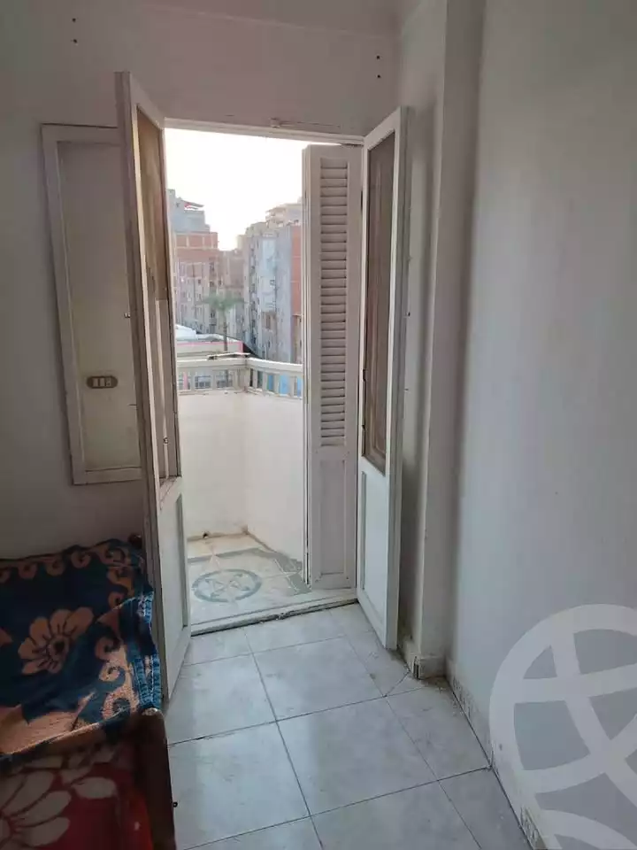https://aqarmap.com.eg/ar/listing/6438598-for-sale-alexandria-lsywf-al-saaeh-sq