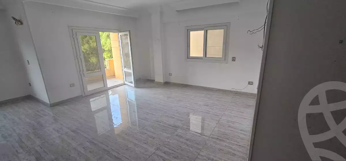 https://aqarmap.com.eg/ar/listing/6444899-for-sale-cairo-new-cairo-el-yassamin-el-yasmeen-7-el-shaikh-hassan-mamoun-st