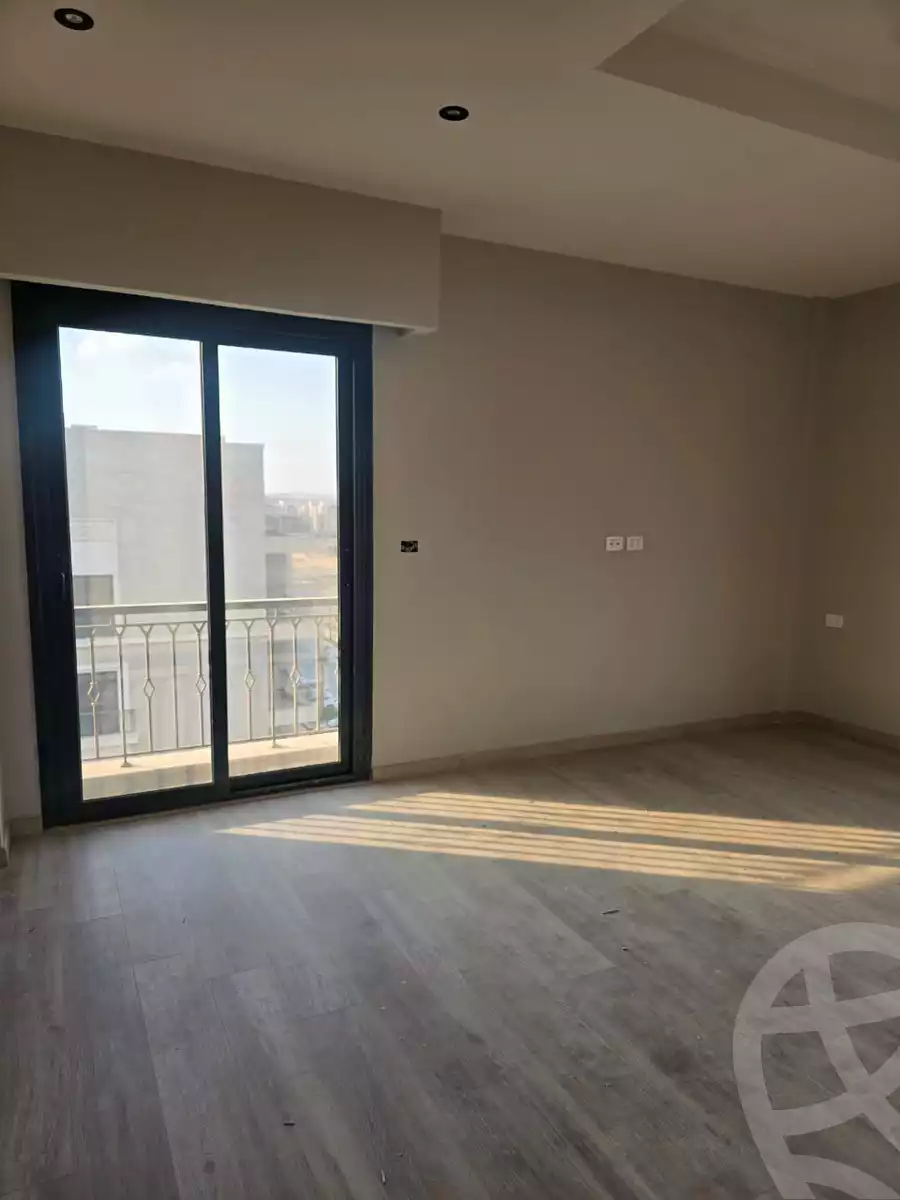 https://aqarmap.com.eg/en/listing/6447816-for-rent-cairo-el-sheikh-zayed-city-compounds-kmbwnd-fyldj-wyst-dr-llttwyr