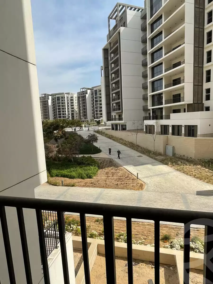https://aqarmap.com.eg/en/listing/6448877-for-sale-cairo-el-sheikh-zayed-city-compounds-zyd-wr-llttwyr-z-tower