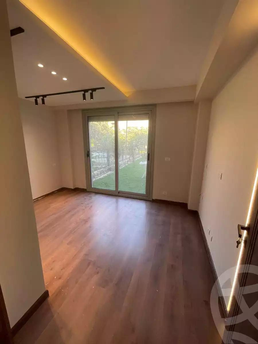 https://aqarmap.com.eg/ar/listing/6448994-for-sale-cairo-6th-of-october-compounds-palm-parks