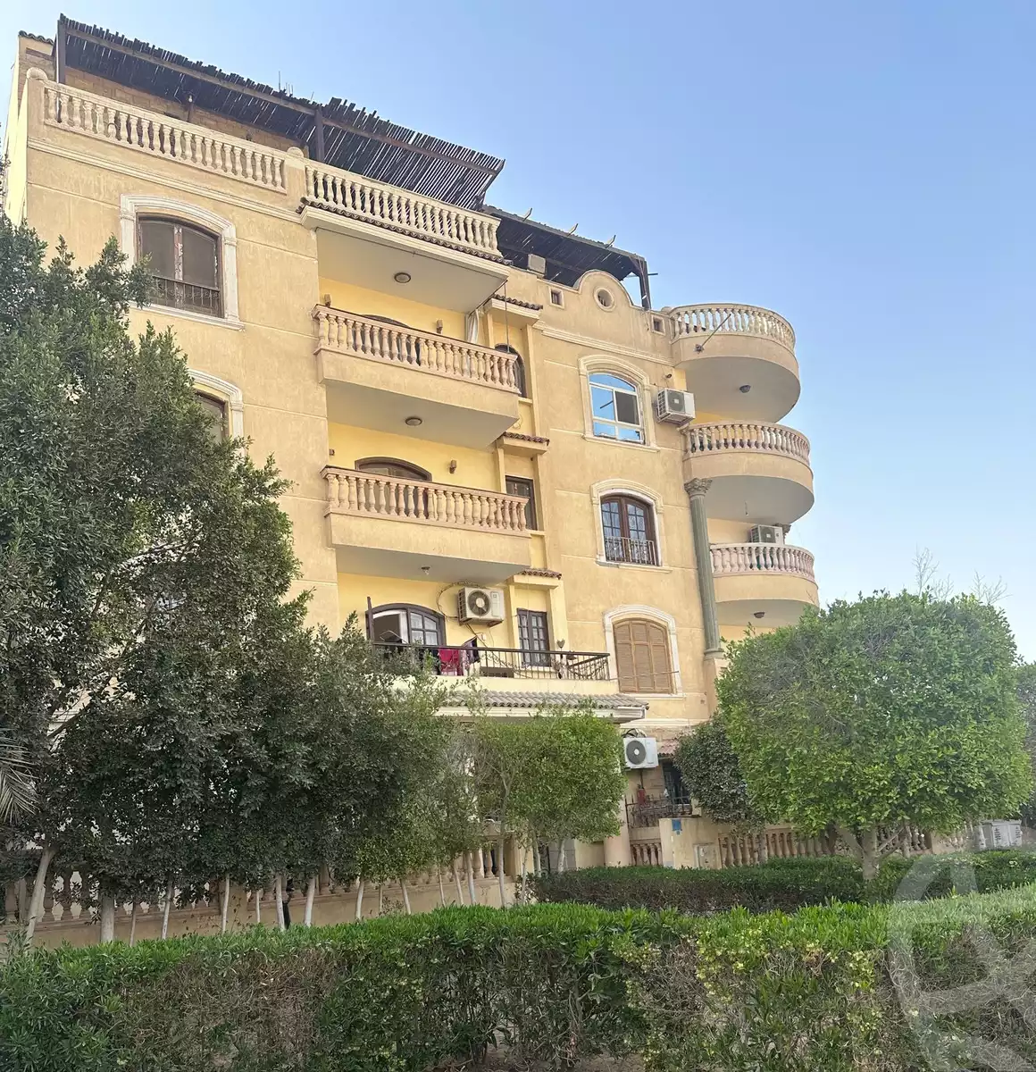 https://aqarmap.com.eg/en/listing/6455450-for-sale-cairo-el-sheikh-zayed-city-el-hay-elsabeaa-lhy-lsb