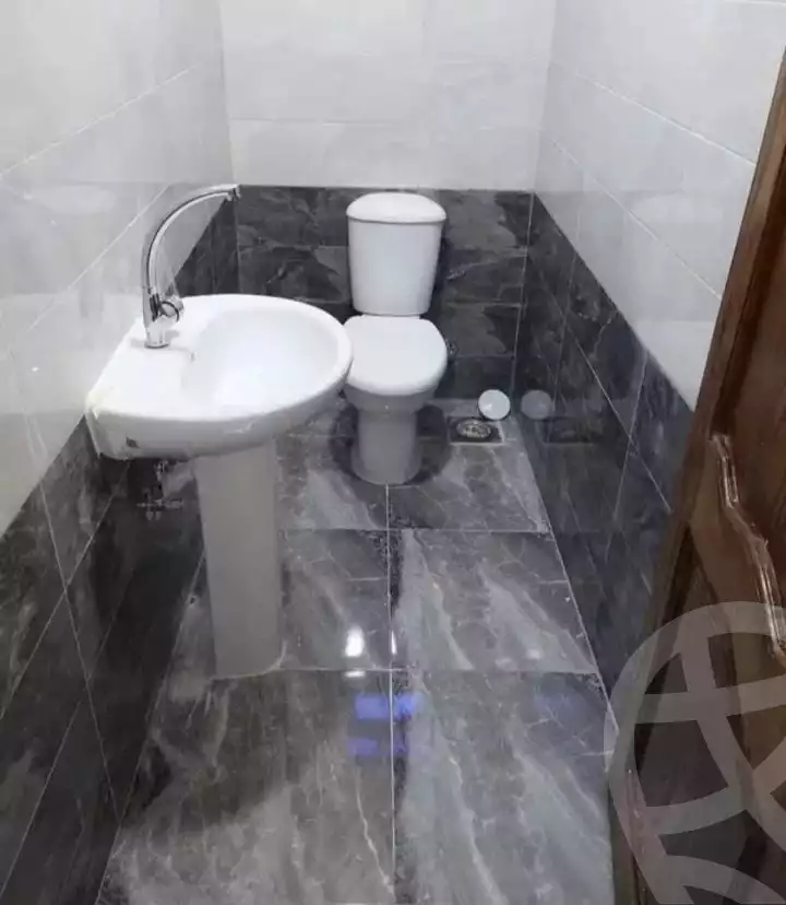https://aqarmap.com.eg/ar/listing/6455695-for-rent-cairo-6th-of-october-el-ahyaa-neighborhood-8th-el-tahrir-rd