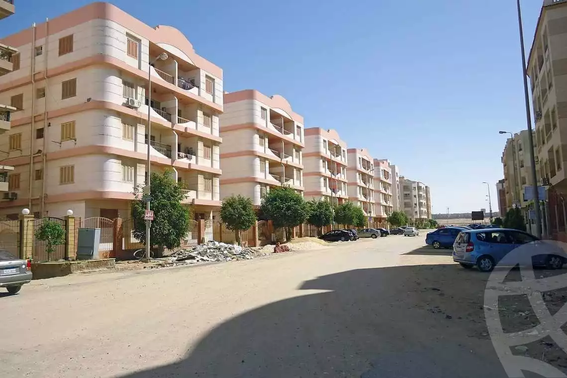 https://aqarmap.com.eg/en/listing/6455894-for-sale-cairo-new-cairo-compounds-kmbwnd-ldf-lwtny