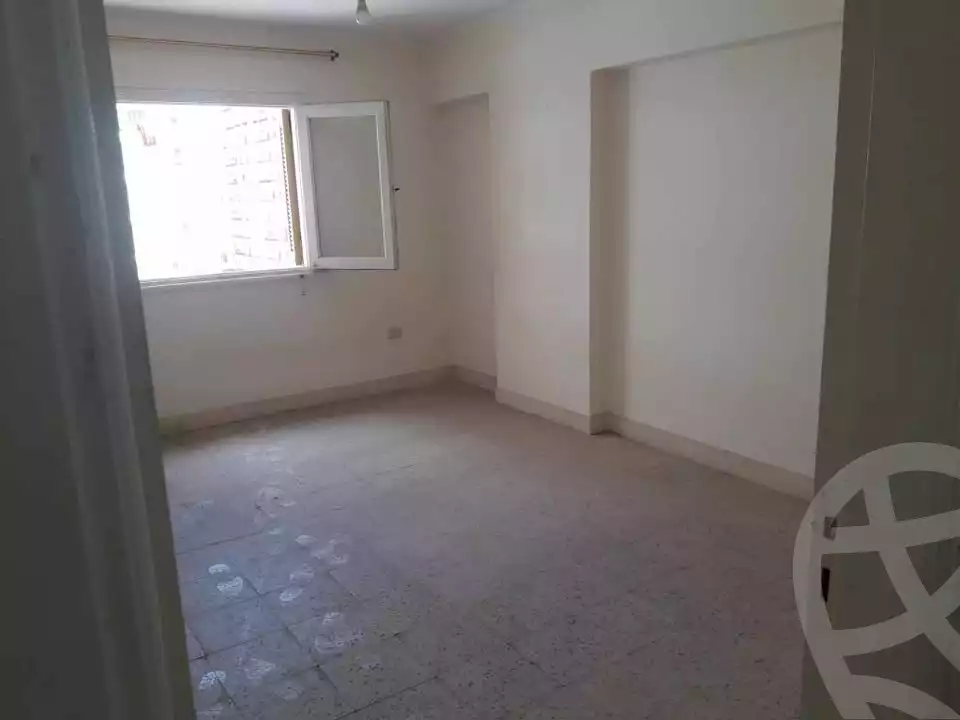 https://aqarmap.com.eg/en/listing/6457118-for-sale-alexandria-el-mandara-nabawy-al-mohandes-st